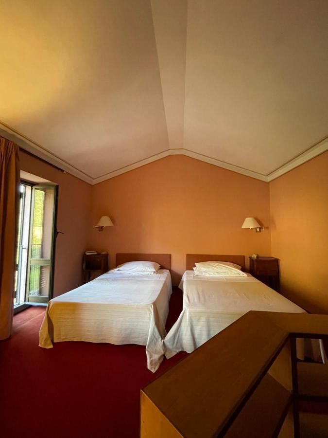 Hotel Gattapone Сполето Екстер'єр фото
