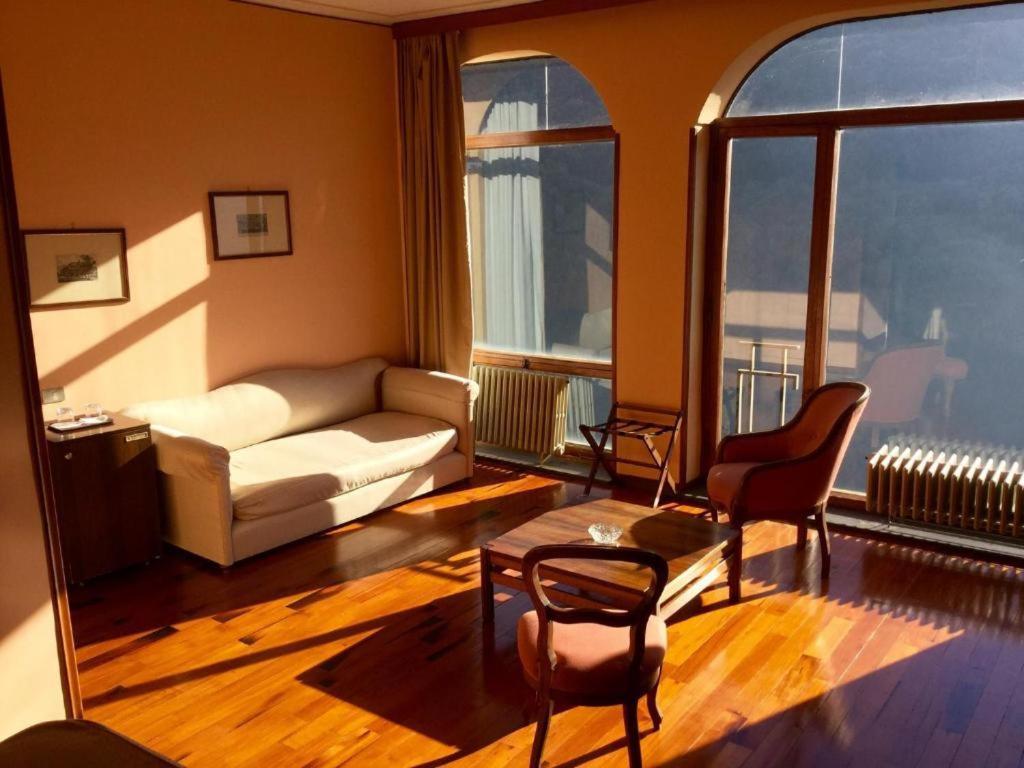 Hotel Gattapone Сполето Екстер'єр фото